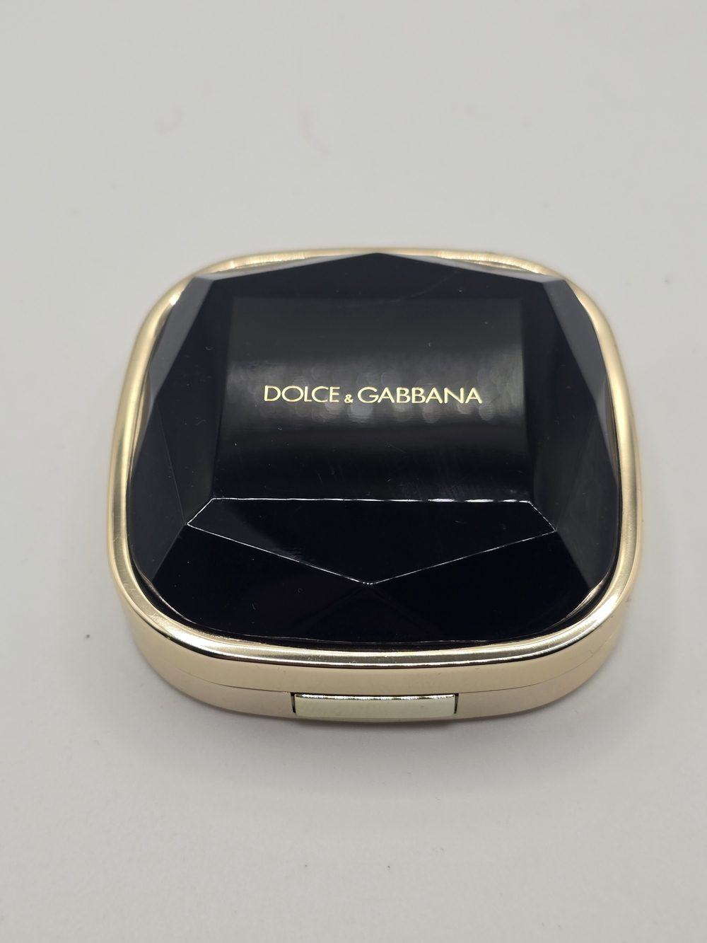 Dolce & Gabbana Dual Mirror Compact Case With Small Pouch - Picture 2 of 5